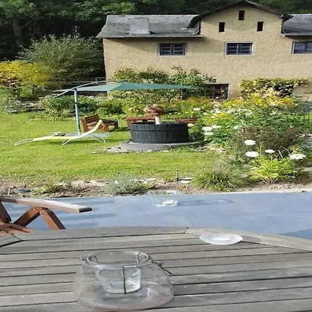 Gemuetliche Ferienwohnung In Kaifenheim, Cleaning Included Kaifenheim