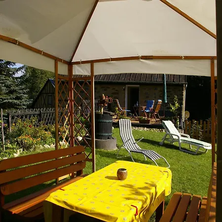 Gemuetliche Ferienwohnung In Kaifenheim, Cleaning Included Daire *