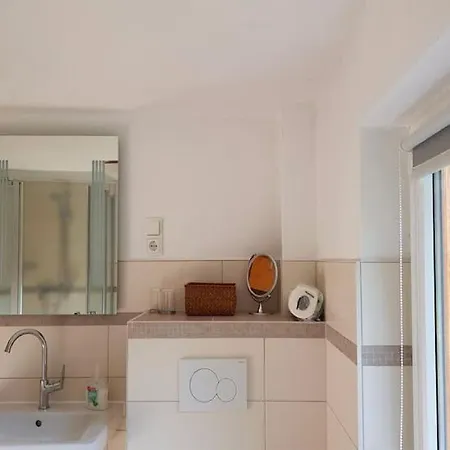 Gemuetliche Ferienwohnung In Kaifenheim, Cleaning Included